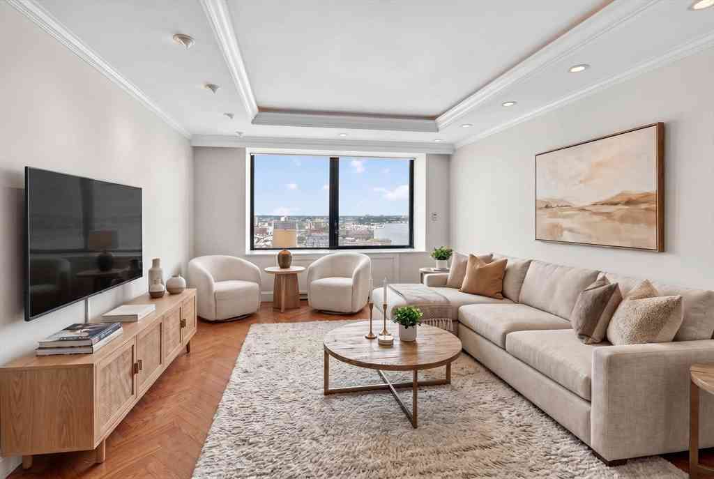 Condo For Sale - 85 East India #23A<br/> Boston, MA 02110