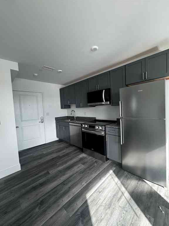 Apartment For Rent - 585 Essex St #518<br/> Lynn, MA 01901