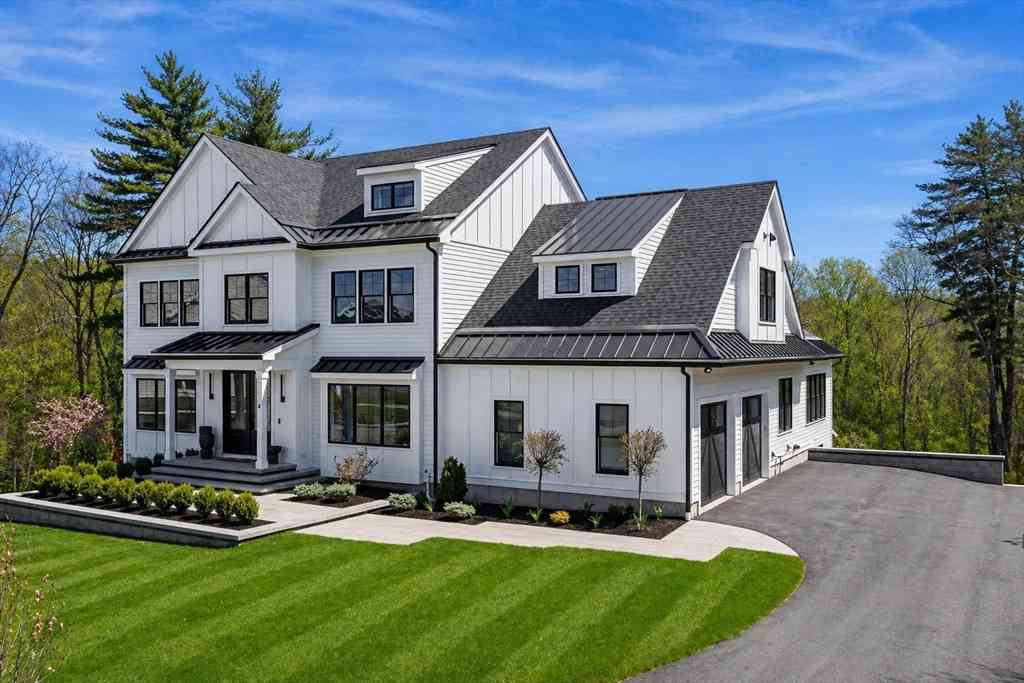 Homes For Sale - 15 Spring Hill Farm Road<br/> Wenham, MA 01984