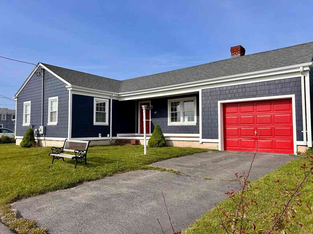 Homes For Rent - 672 W Rodney French Blvd<br/> New Bedford, MA 02744