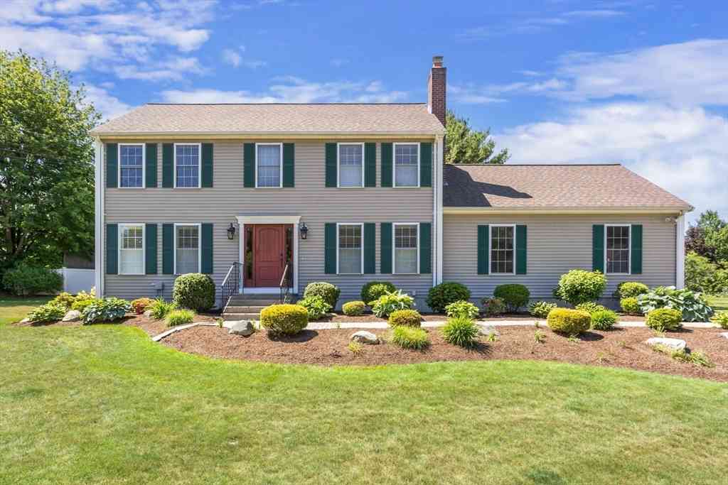 Homes For Sale - 713 Washington St (& Domenica Wy)<br/> Norfolk County, Franklin, MA 02038