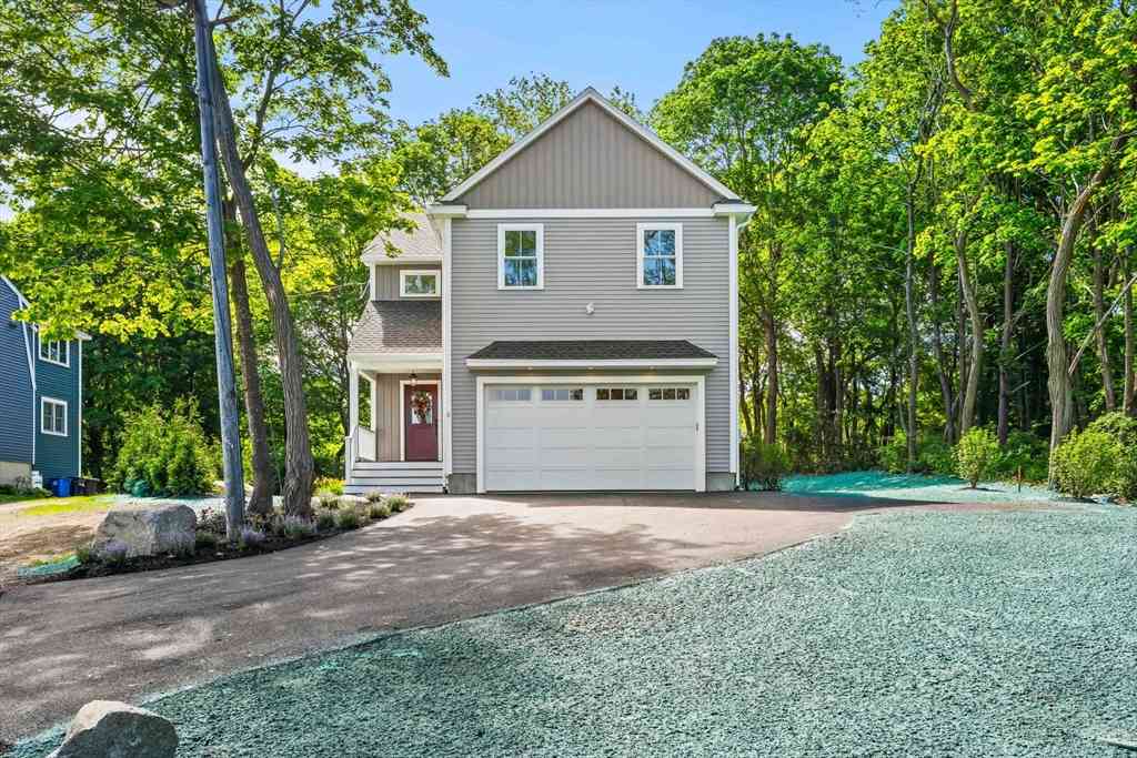 Homes For Sale - 5 Ciaramitaro Ct<br/> Gloucester, MA 01930