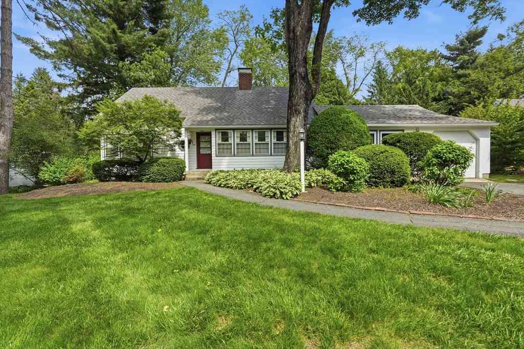 Homes For Sale - 102 Blue Hills Rd<br/> Hampshire County, Amherst, MA 01002