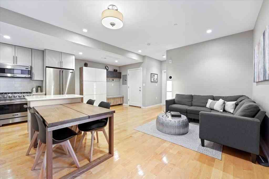 Condo For Rent - 246 Boston St #1<br/> Boston, MA 02125
