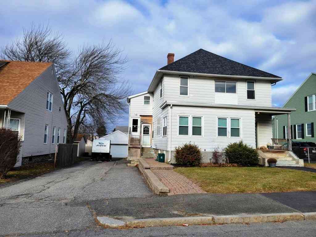 Apartment For Rent - 755 Franklin St #2<br/> Worcester, MA 01604
