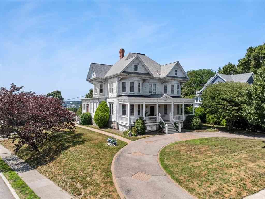 Homes For Sale - 878 Highland Ave<br/> Fall River, MA 02720