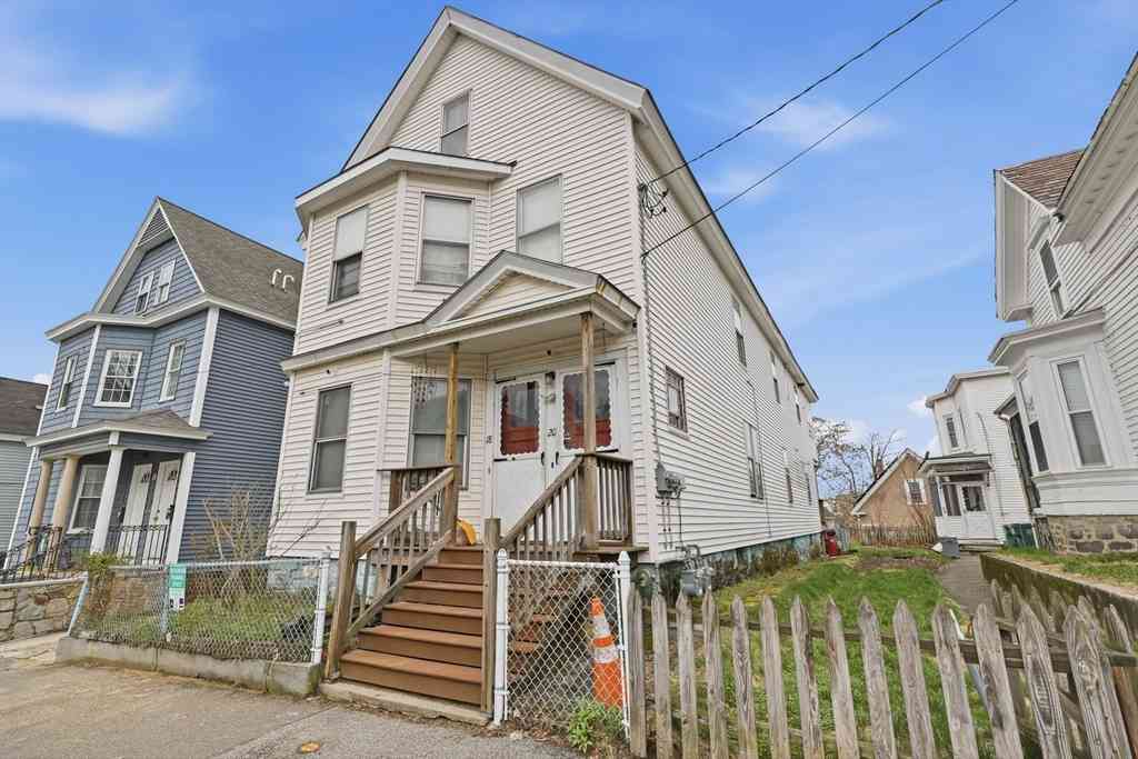 Multifamily For Rent - 18-20 Phillips St<br/> Lowell, MA 01854