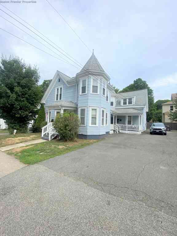 Apartment For Rent - 51 Reed #2<br/> Rockland, MA 02370