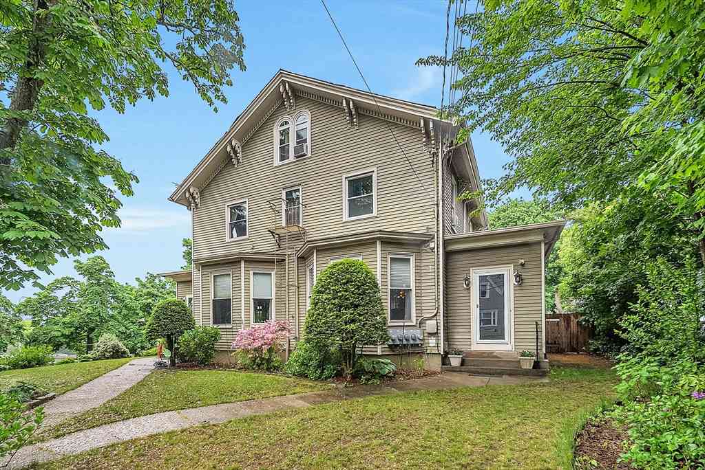 Homes For Rent - 50 Vernon St<br/> Providence County, Pawtucket, RI 02860