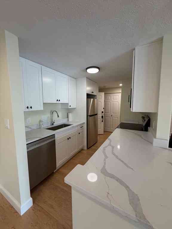Condo For Rent - 1600 Massachusetts Ave #404<br/> Cambridge, MA 02138