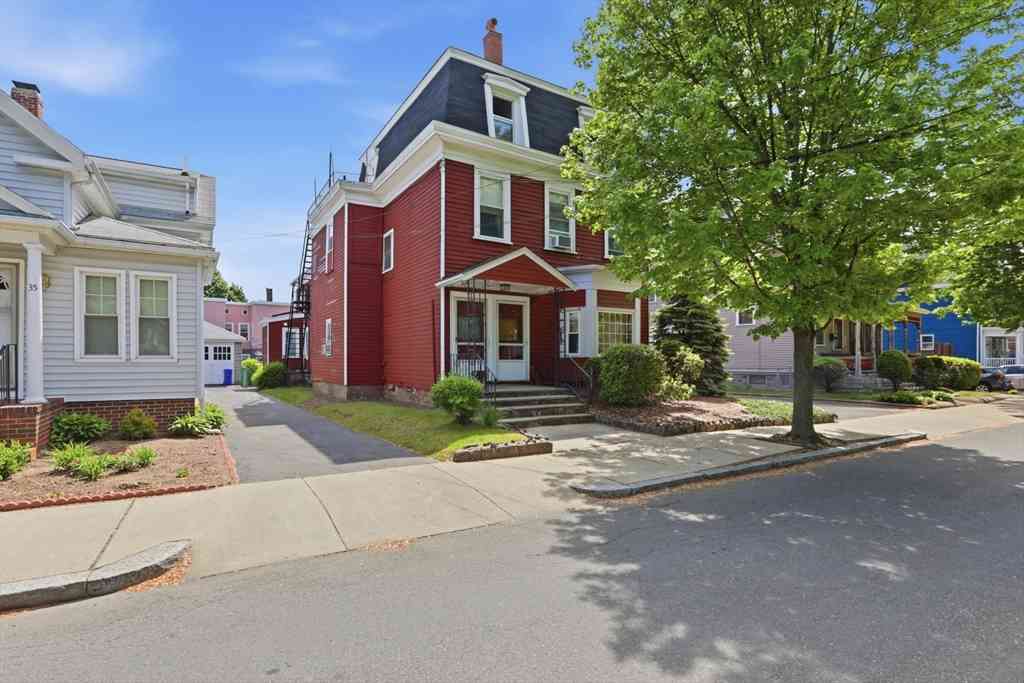 Homes For Rent - 29-31 Sprague St<br/> Malden, MA 02148