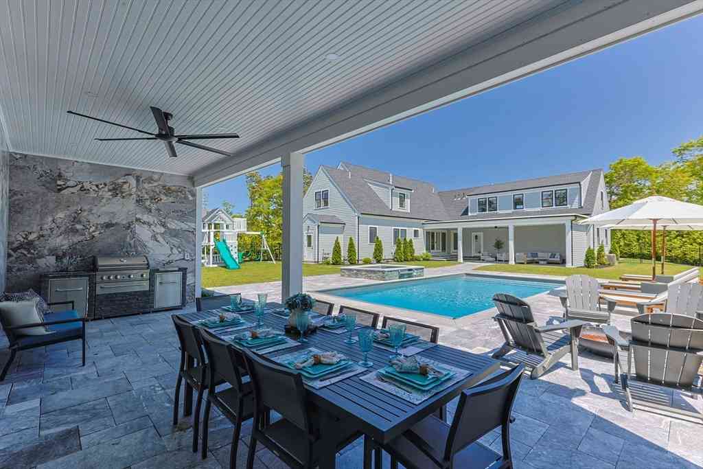 Homes For Sale - 83 Sisters Cir<br/> Yarmouth, MA 02675