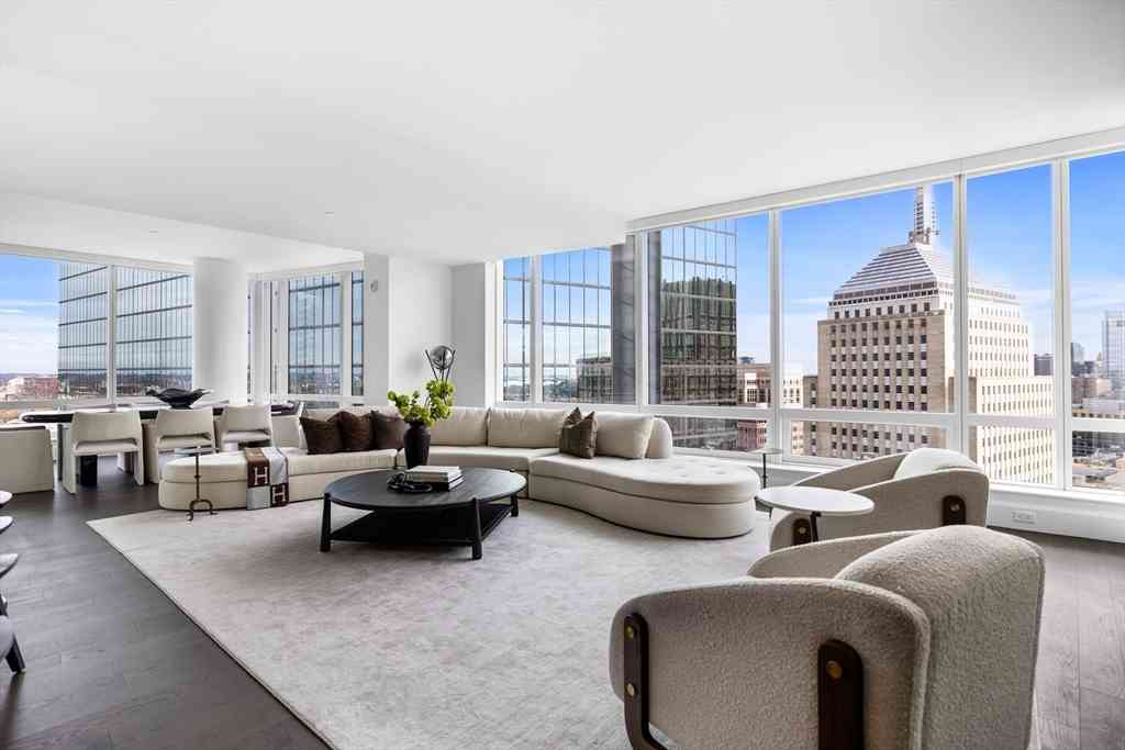 Condo For Rent - 430 Stuart #27DE<br/> Boston, MA 02116