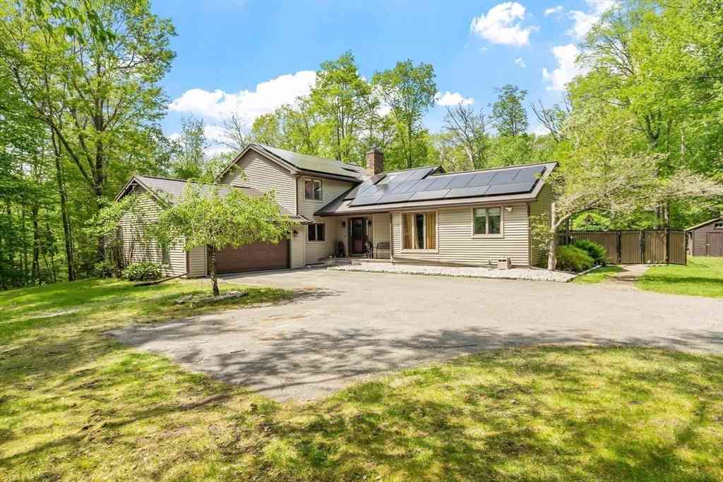 Homes For Sale - 154 Maxwell Road<br/> Hampden County, Monson, MA 01057