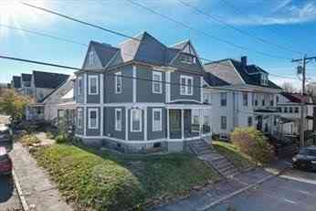 Homes For Rent - 85 Sherman #5<br/> Lowell, MA 01852