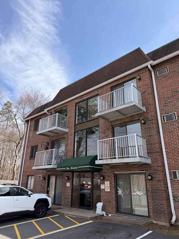 Condo For Sale - 1186 Worcester Rd #921<br/> Framingham, MA 01702