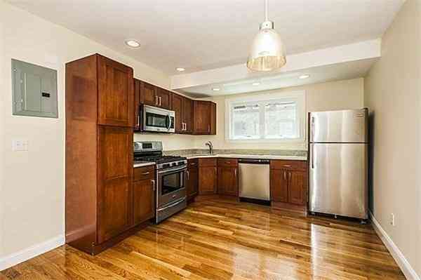Condo For Rent - 18 Cottage Park Ave #1<br/> Cambridge, MA 02140