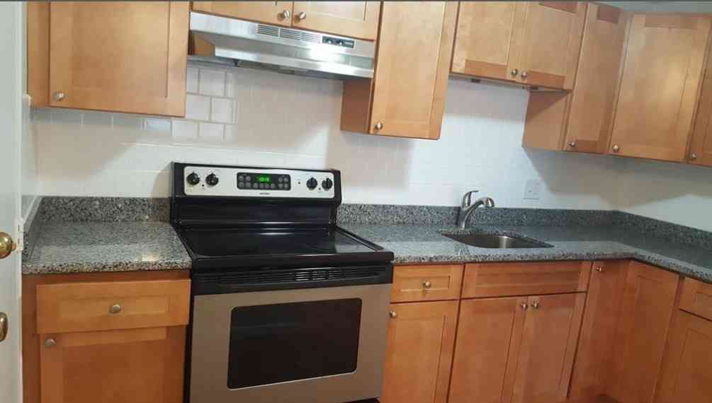 Apartment For Rent - 55 Elmwood Park #24<br/> Quincy, MA 02170