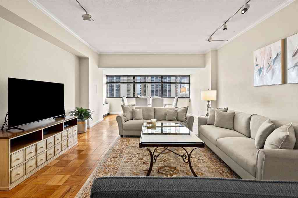 Condo For Rent - 2 Hawthorne #17M<br/> Boston, MA 02114