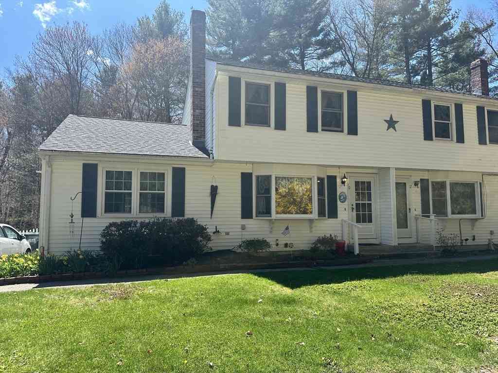Condo For Sale - 10 Pinecrest Rd #10<br/> Uxbridge, MA 01569