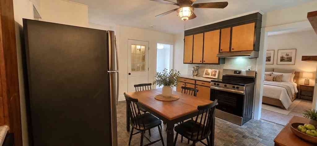 Apartment For Rent - 16 Central Street #2<br/> West Brookfield, MA 01585