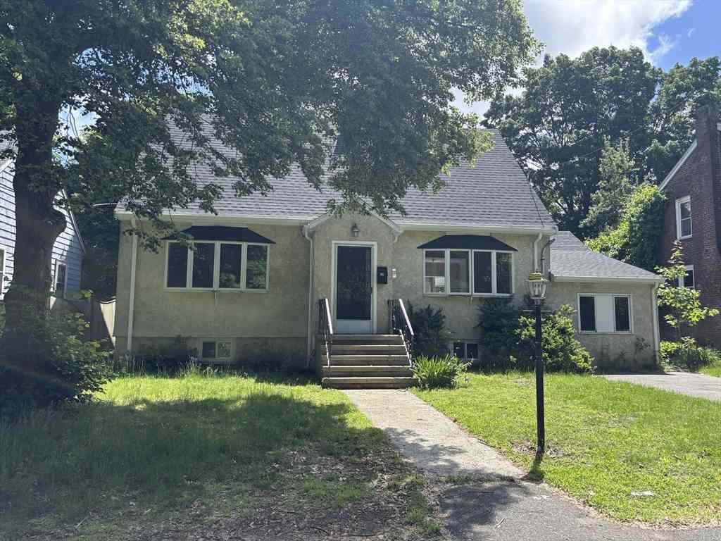 Homes For Rent - 20 Lower East St<br/> Dedham, MA 02026