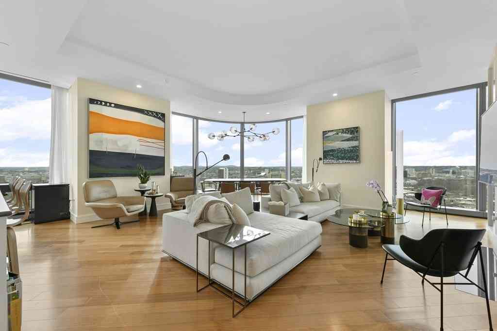 Condo For Rent - 1 Dalton #2605<br/> Boston, MA 02115
