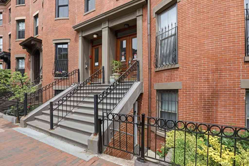 Condo For Sale - 514 Massachusetts Ave. #5<br/> Boston, MA 02118