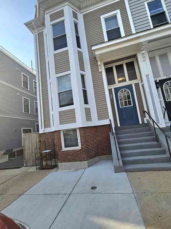 Apartment For Rent - 774 E 5th St #1<br/> Boston, MA 02127