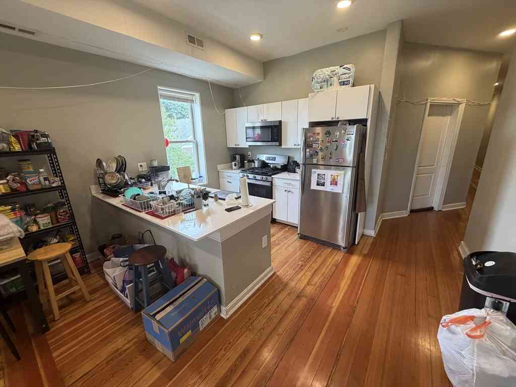 Apartment For Rent - 301-305 Dudley #6<br/> Boston, MA 02119