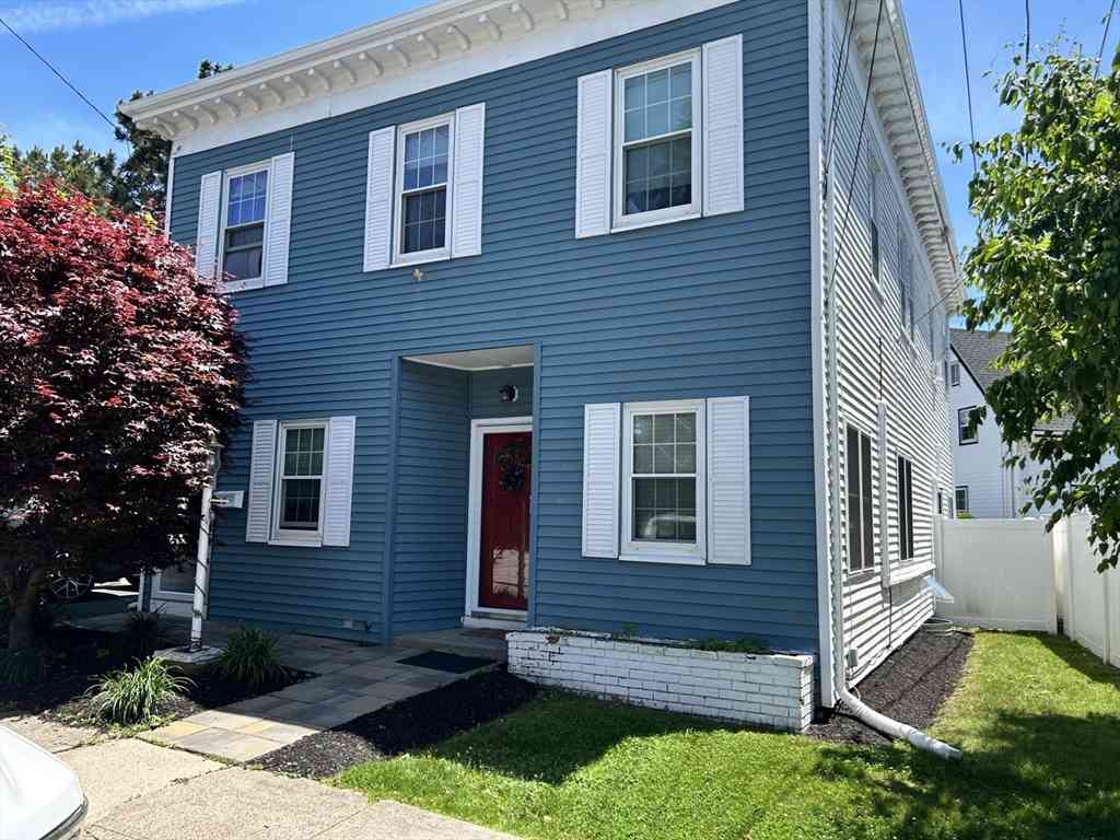 Apartment For Rent - 1040 Shirley St #1<br/> Winthrop, MA 02152