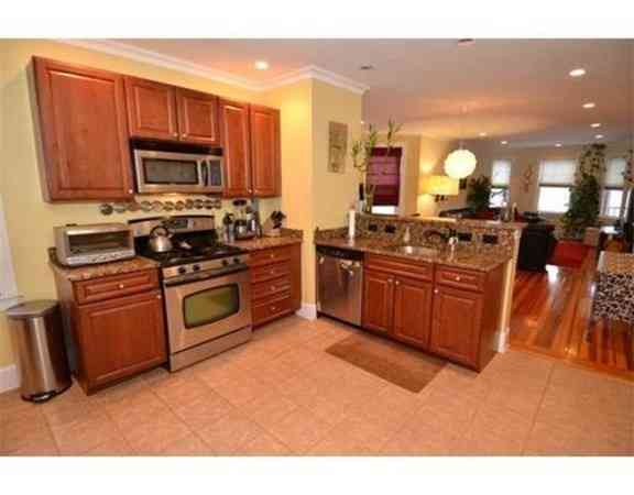 Condo For Rent - 17 Pond St. #3<br/> Boston, MA 02125