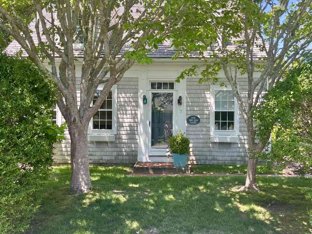 Homes For Sale - 7 Fox Hill Rd<br/> Chatham, MA 02633