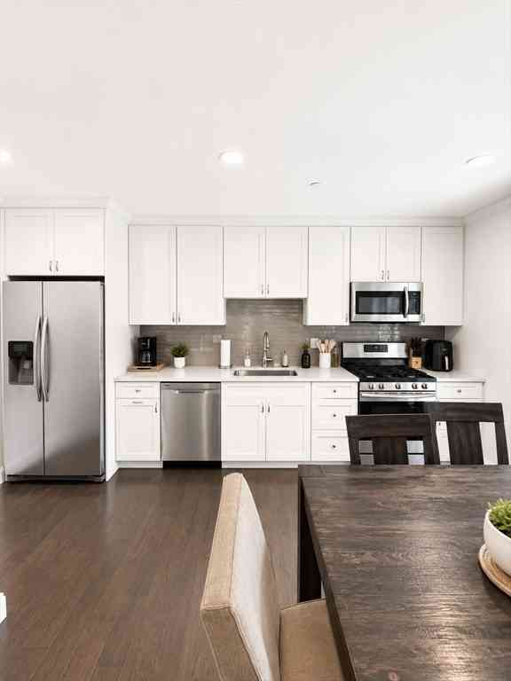 Apartment For Rent - 728 East Broadway #207<br/> Boston, MA 02127