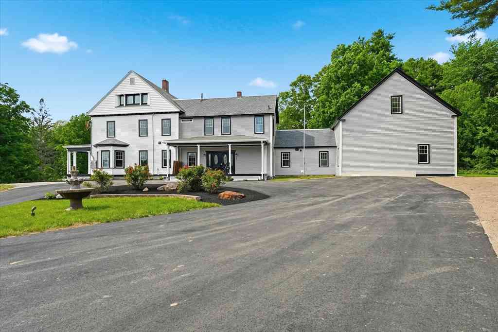 Condo For Sale - 765 Massachusetts Ave #1<br/> Lunenburg, MA 01462