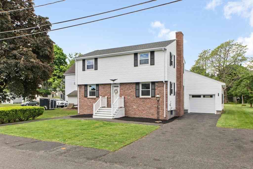 Homes For Rent - 29 Harbor St<br/> Danvers, MA 01923