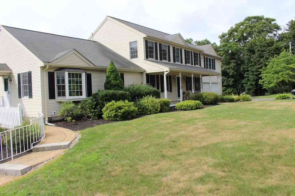 Homes For Rent - 1 Rennie Dr #1<br/> Blackstone, MA 01504