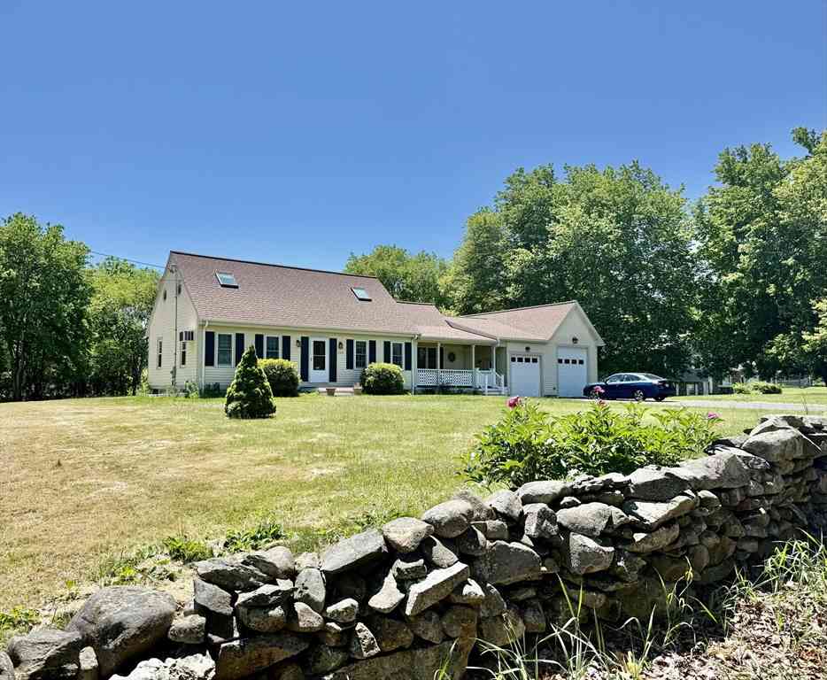Homes For Sale - 842 Wood Street<br/> Swansea, MA 02777