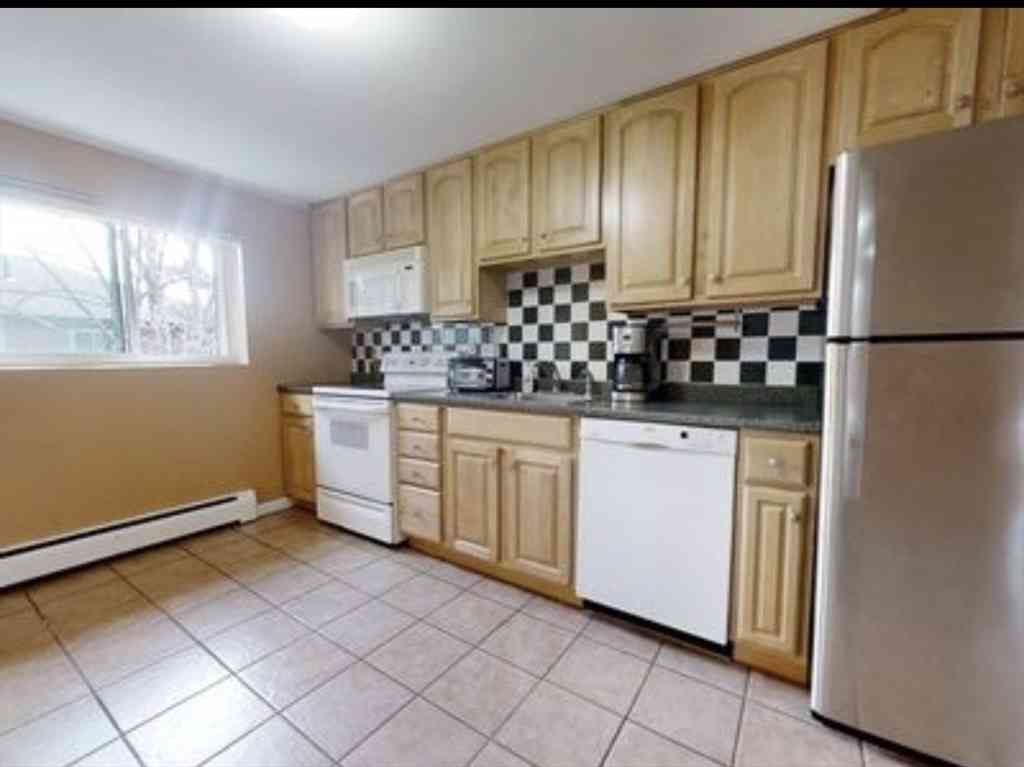 Apartment For Rent - 50 Bryon Rd #6<br/> Boston, MA 02467