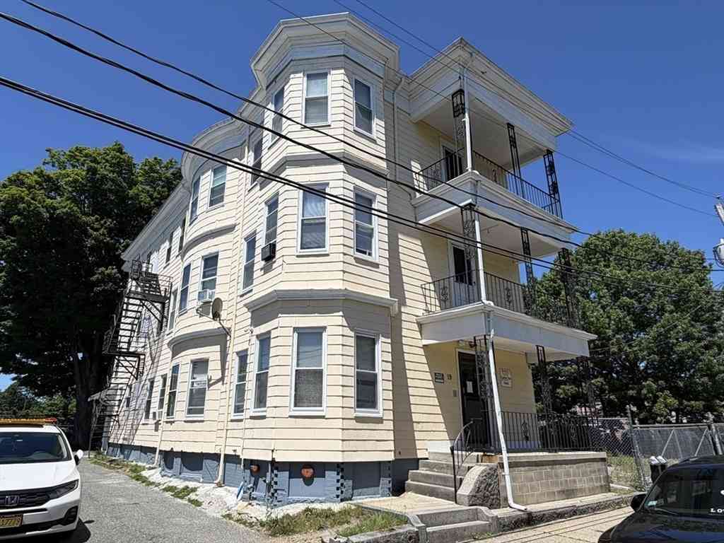 Homes For Rent - 19 Clinton Ave<br/> Brockton, MA 02301