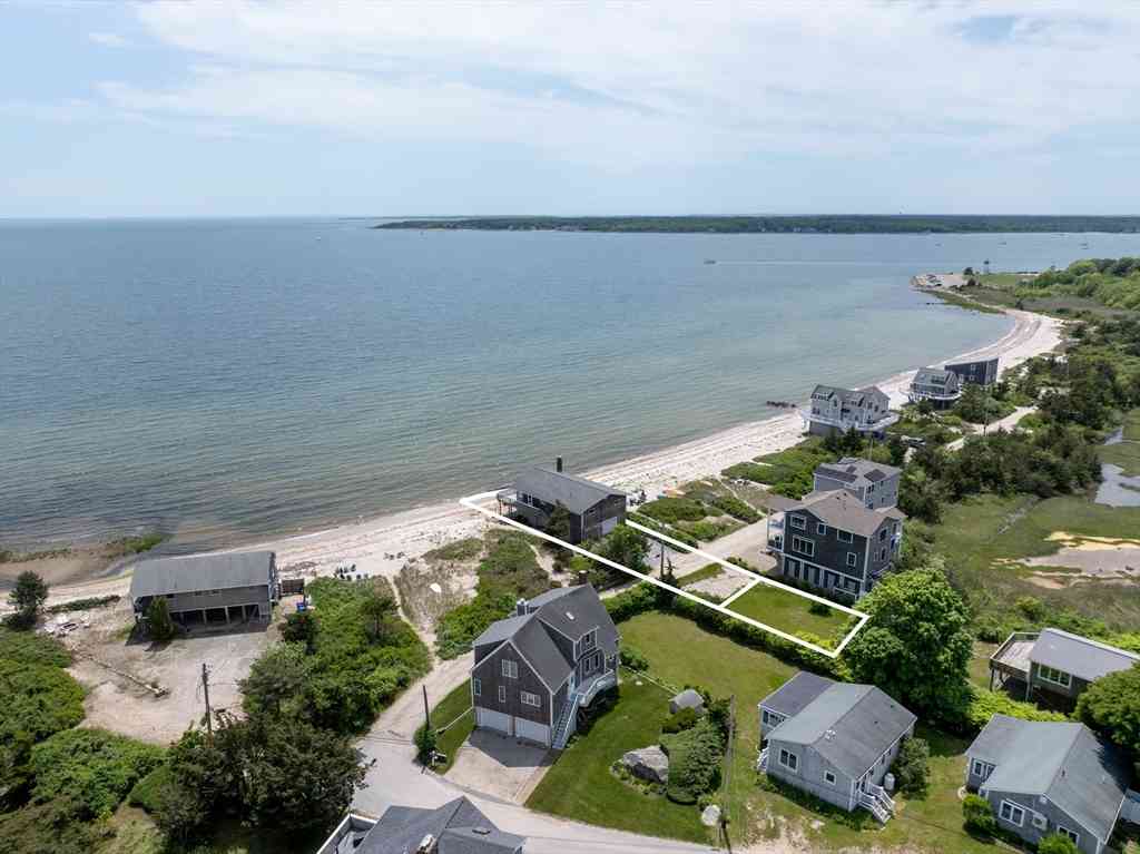 Homes For Sale - 42 Pico Beach Rd<br/> Mattapoisett, MA 02739
