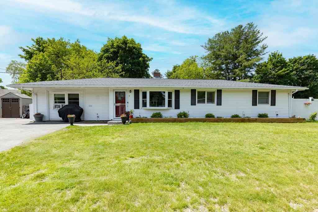 Homes For Sale - 8 Andover Road<br/> Beverly, MA 01915