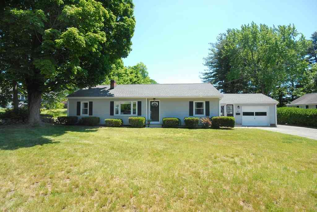 Homes For Sale - 805 Old Connecticut Path<br/> Framingham, MA 01701