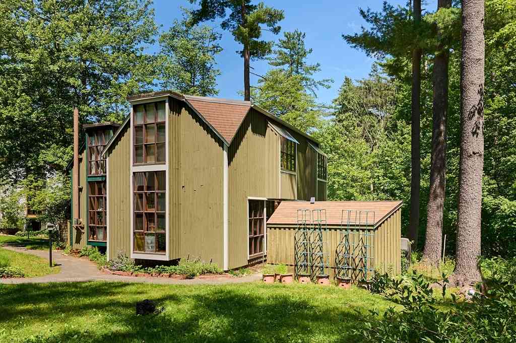 Condo For Sale - 83 Crossbrook Avenue #83<br/> Amherst, MA 01002