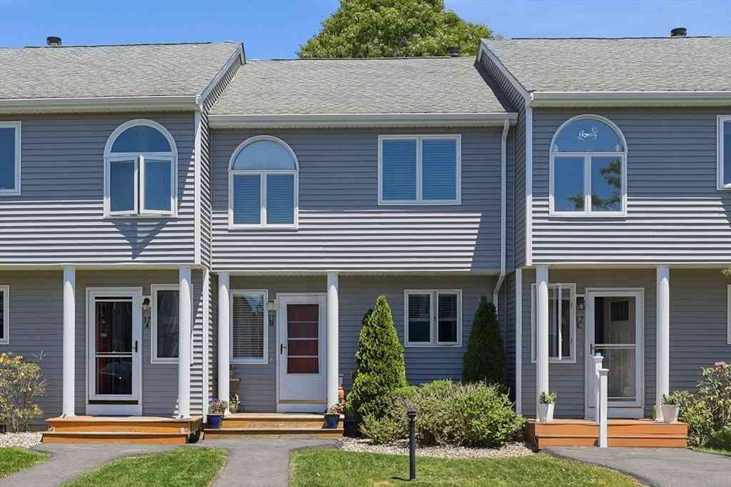Condo For Sale - 2743 Cranberry Hwy #17B<br/> Wareham, MA 02571