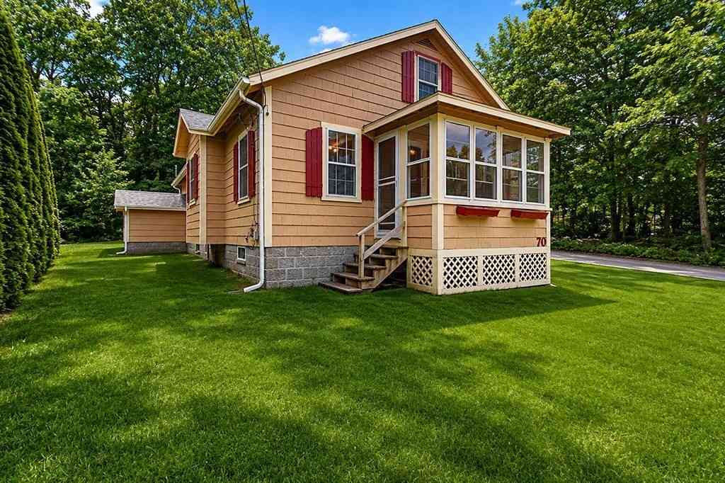 Homes For Sale - 70 Groveland St<br/> Abington, MA 02351
