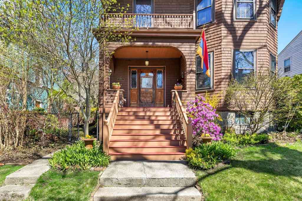 Homes For Sale - 3 Moultrie St<br/> Boston, MA 02124