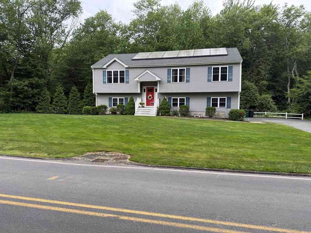 Homes For Sale - 21 Forest St<br/> Pembroke, MA 02359
