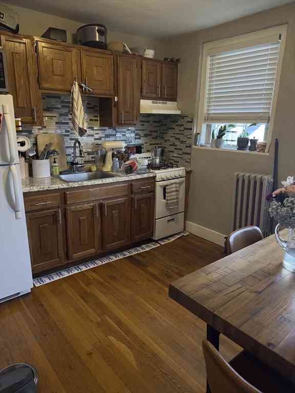 Apartment For Rent - 293 Spring St. Ext. #3<br/> Medford, MA 02155