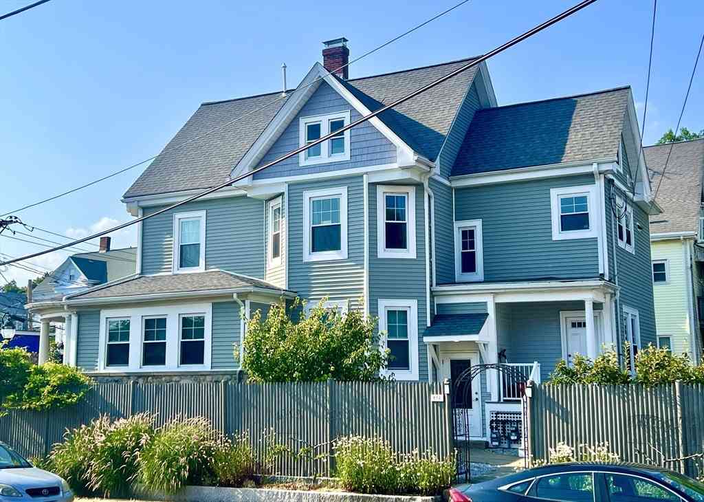 Apartment For Rent - 812 Moody #2<br/> Waltham, MA 02453